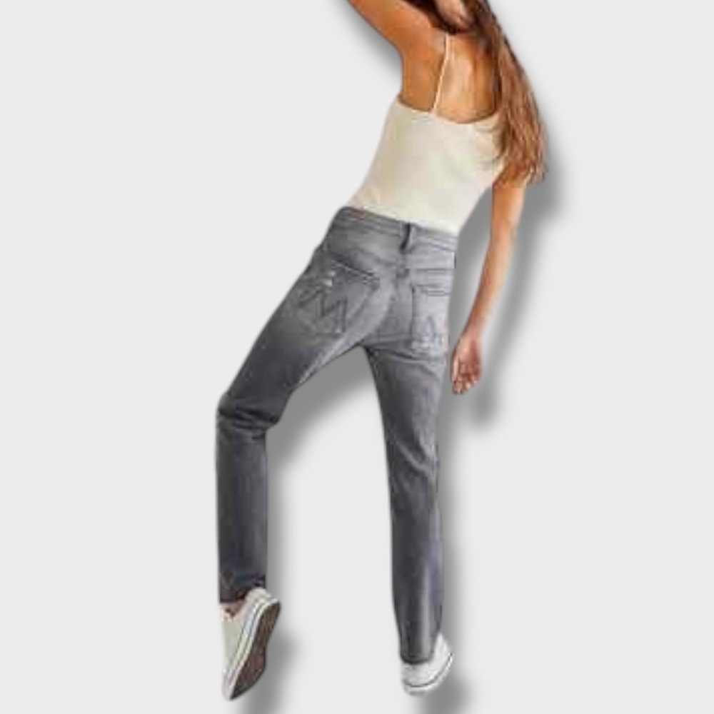 MOTHER The Scrapper Cuff Ankle Fray Jeans - Picture 5 of 11